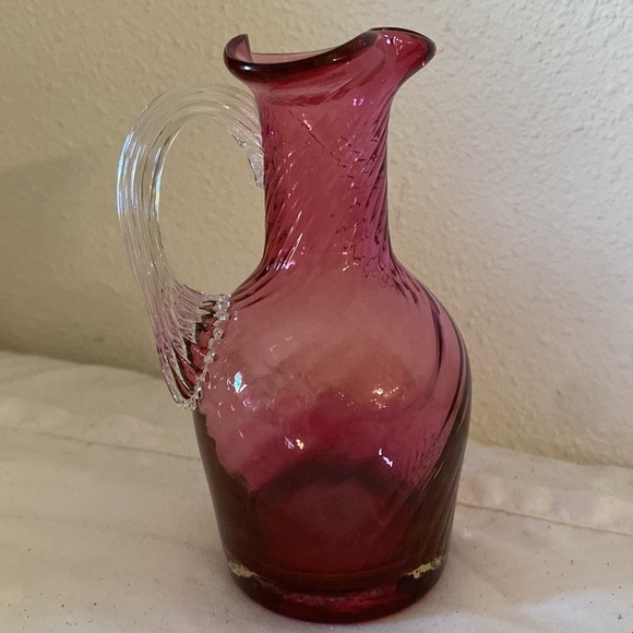 💠Pilgrim Cranberry small vase with handle. Vintage. - Picture 2 of 4